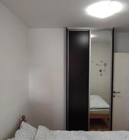 Apartment Boulevard * 图兹拉